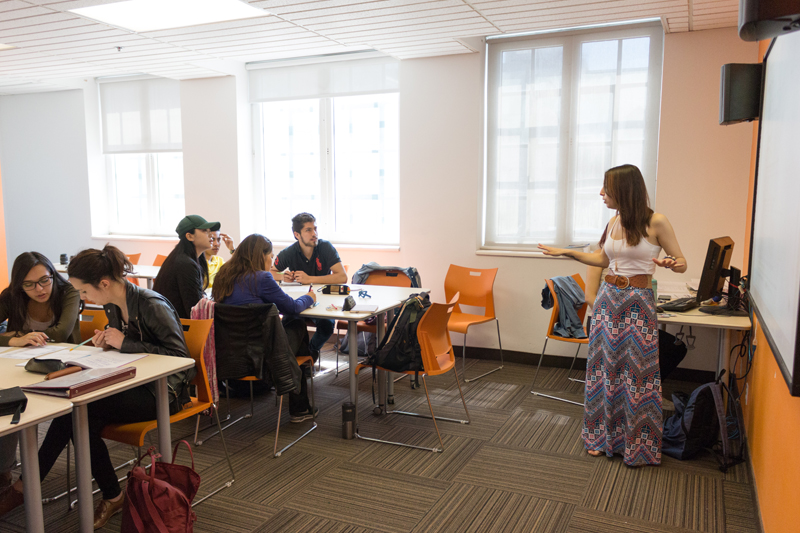 Students learning English in Montreal