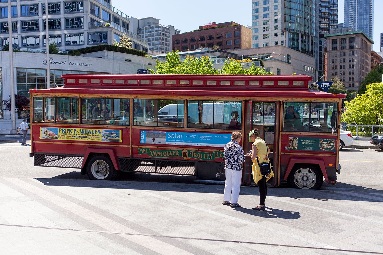 EC Vancouver 30+ English School