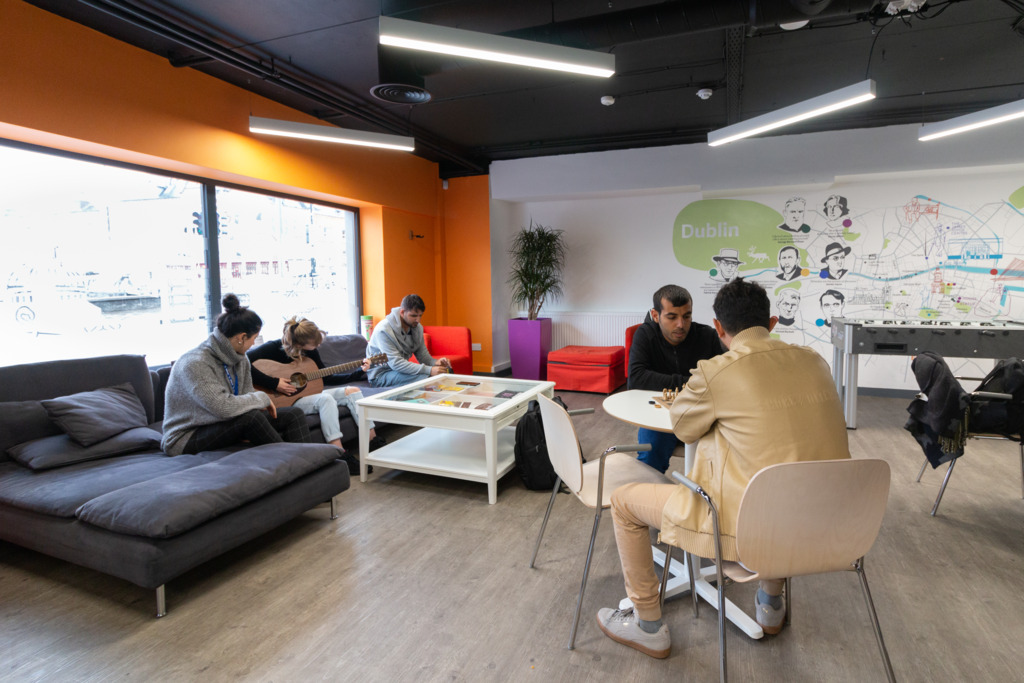 EC Dublin English School