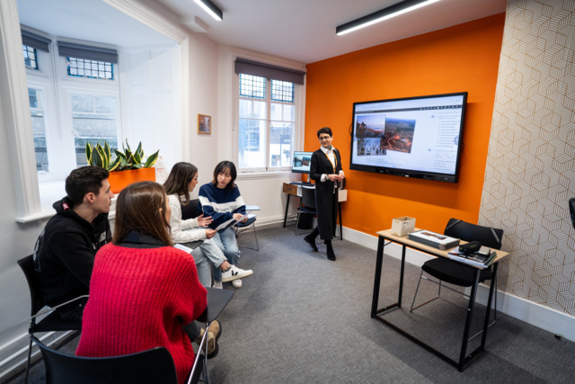 英国ケンブリッジの英語学校