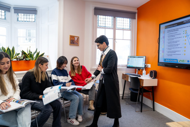 英国ケンブリッジの英語学校