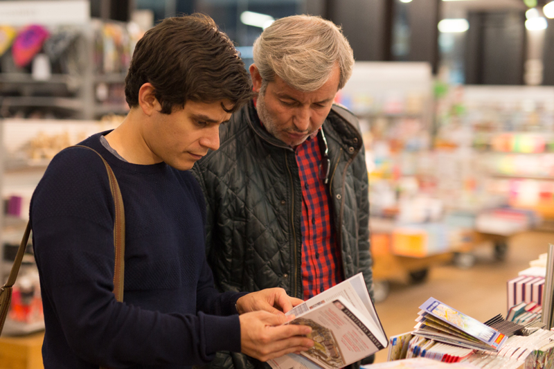 Searching a map to visit the city of London