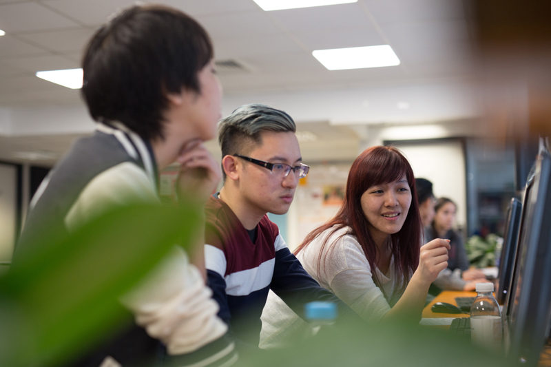 Students using the computers at EC English School London