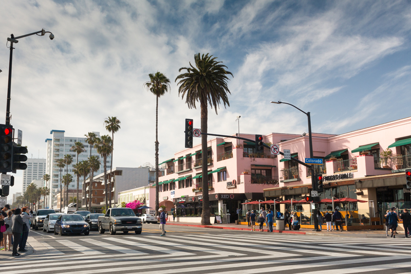 Enjoy the city and study English in LA