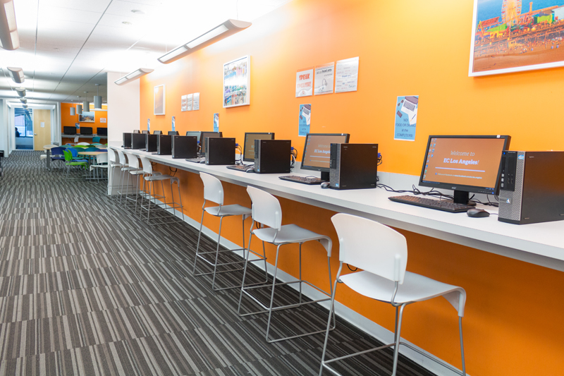 English school Los Angeles EC computer area