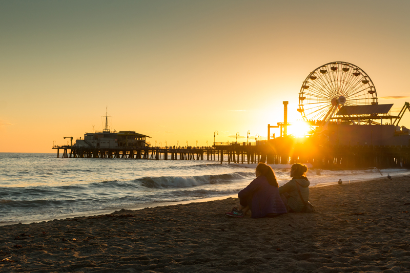EC Students enjoying Los Angeles Sunset by the famous pier with the Ferris wheel