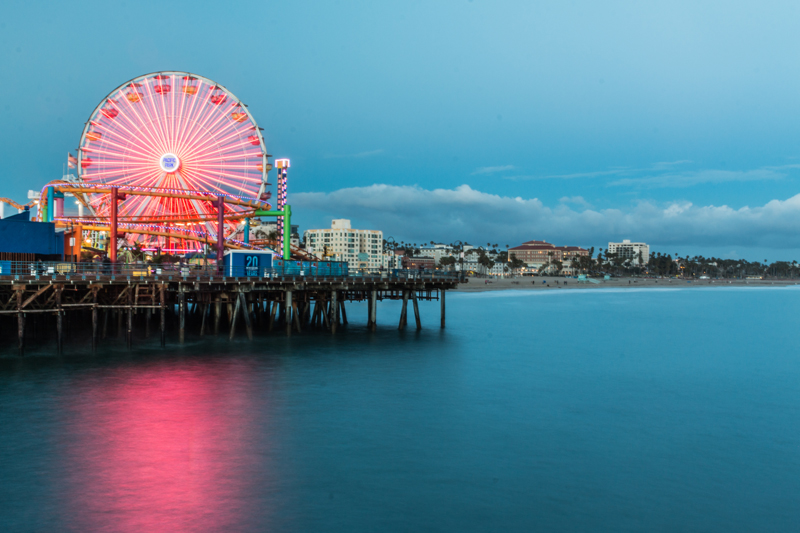 Famous Los Angeles Ferris Wheel lit up at night